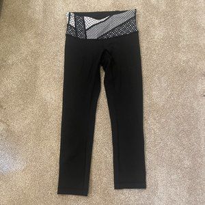Lululemon Wunder Under Crop III